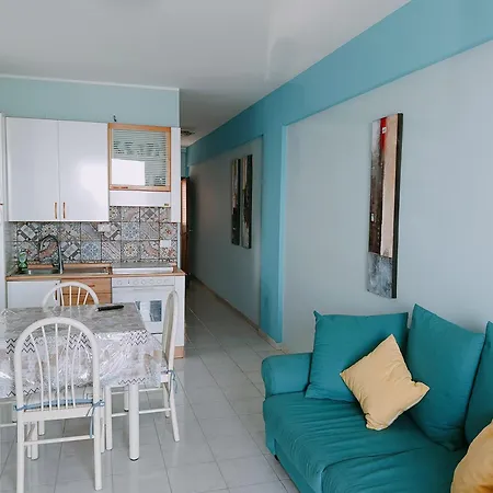 Mirone Fronte Mare Beachfront House Daire Roccalumera